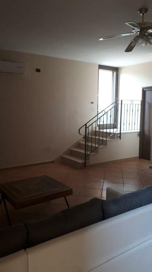 Villa Jamyra Sant'Arpino Eksteriør billede